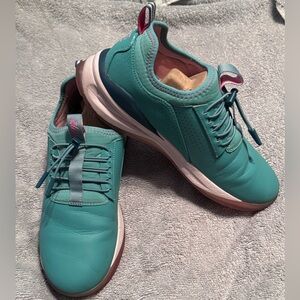 Cloves - “Pacific Palm”